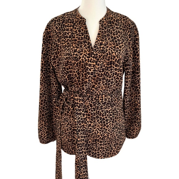 J.Crew Wrap Top Size Small Animal Print - Picture 1 of 10